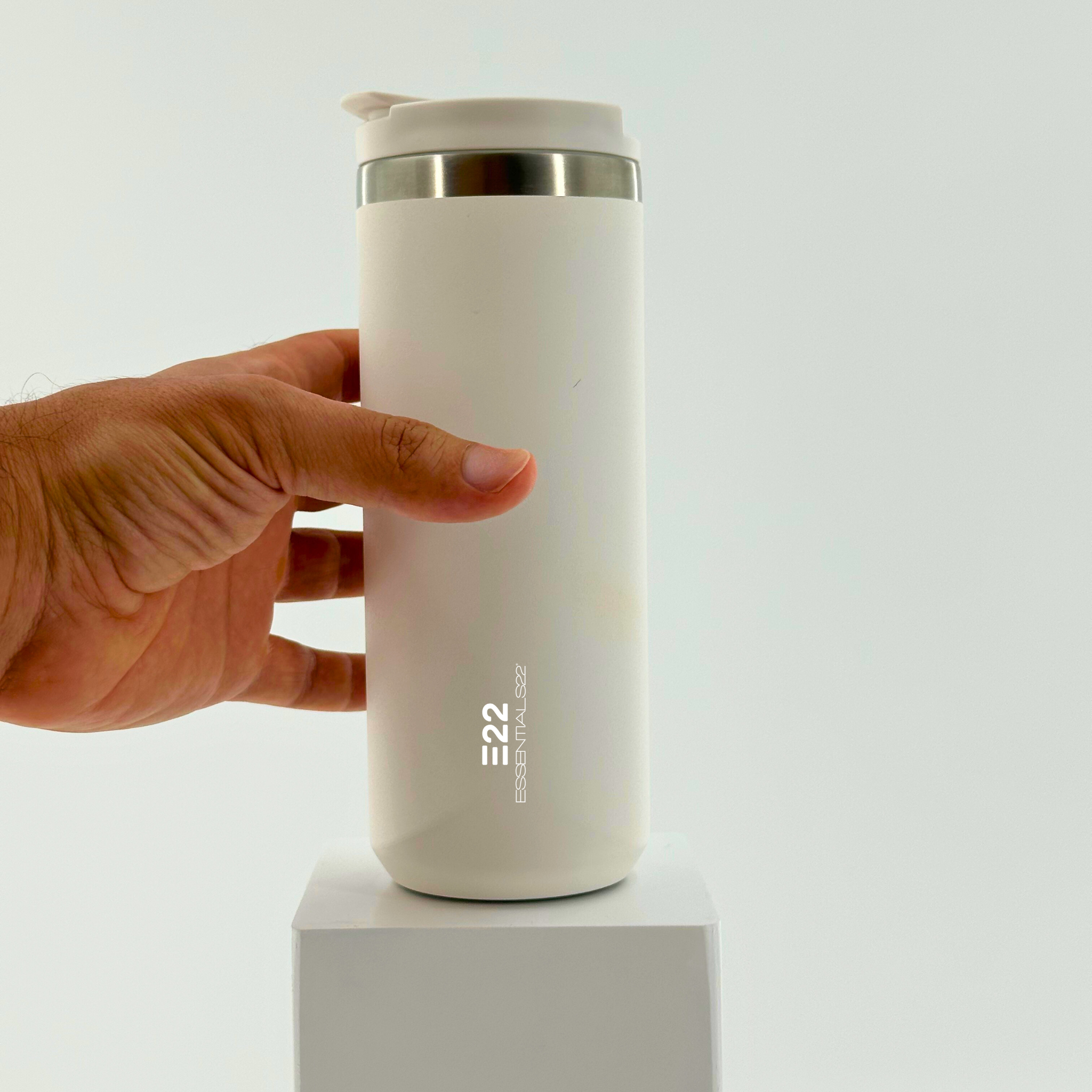 Weißer Trinkbecher 20 oz